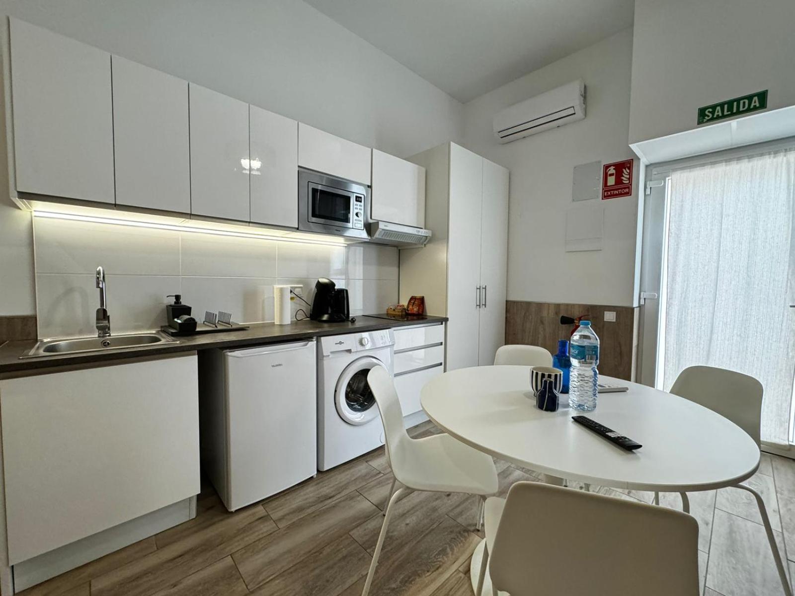 Moderno Apartamento Del Arquitecto Apart otel Valensiya Dış mekan fotoğraf