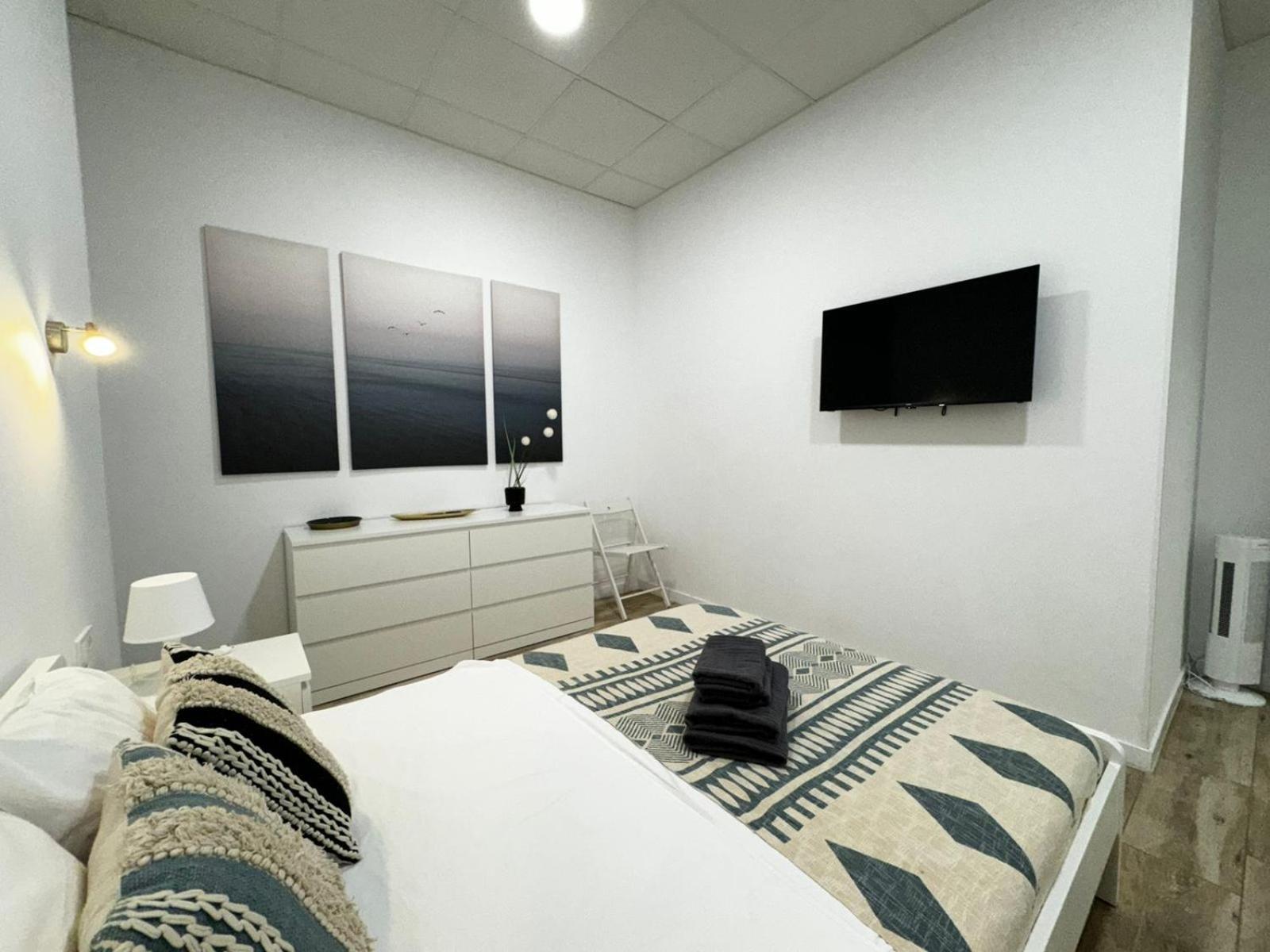 Moderno Apartamento Del Arquitecto Apart otel Valensiya Dış mekan fotoğraf